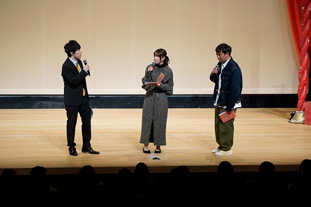 MCに酒井健太(アルコ&ピース)、宮下兼史鷹(宮下草薙)と横山由依が担当。