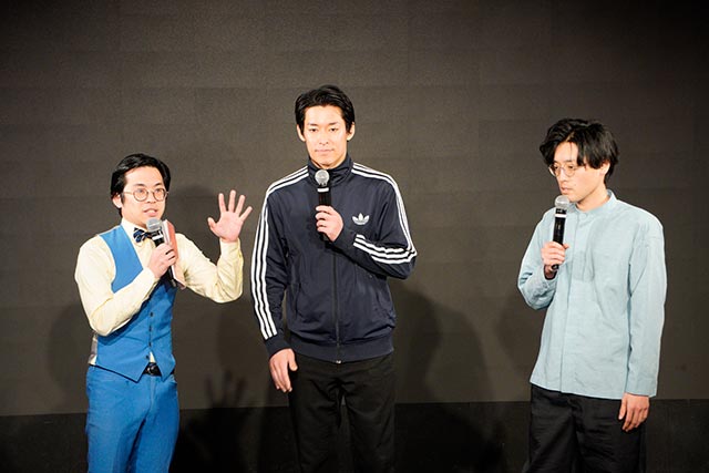 今月のMCは青色1号が担当