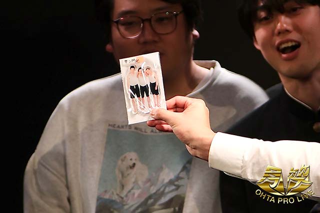 アクリルスタンド（アクスタ）の販売が決定